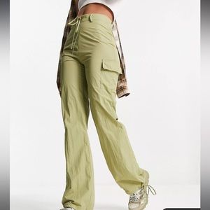 Daisy Street fitted parachute cargo pants in khaki